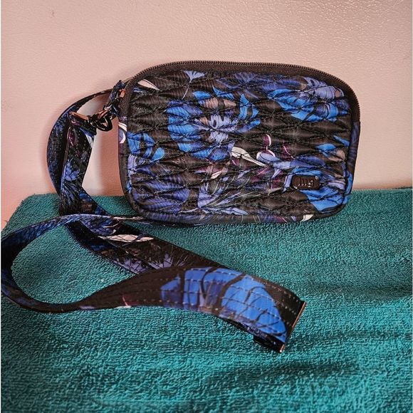 Lug Coupe Botanical Black Crossbody - Picture 2 of 8